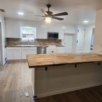 Bathrooms and kitchens project photo 13
